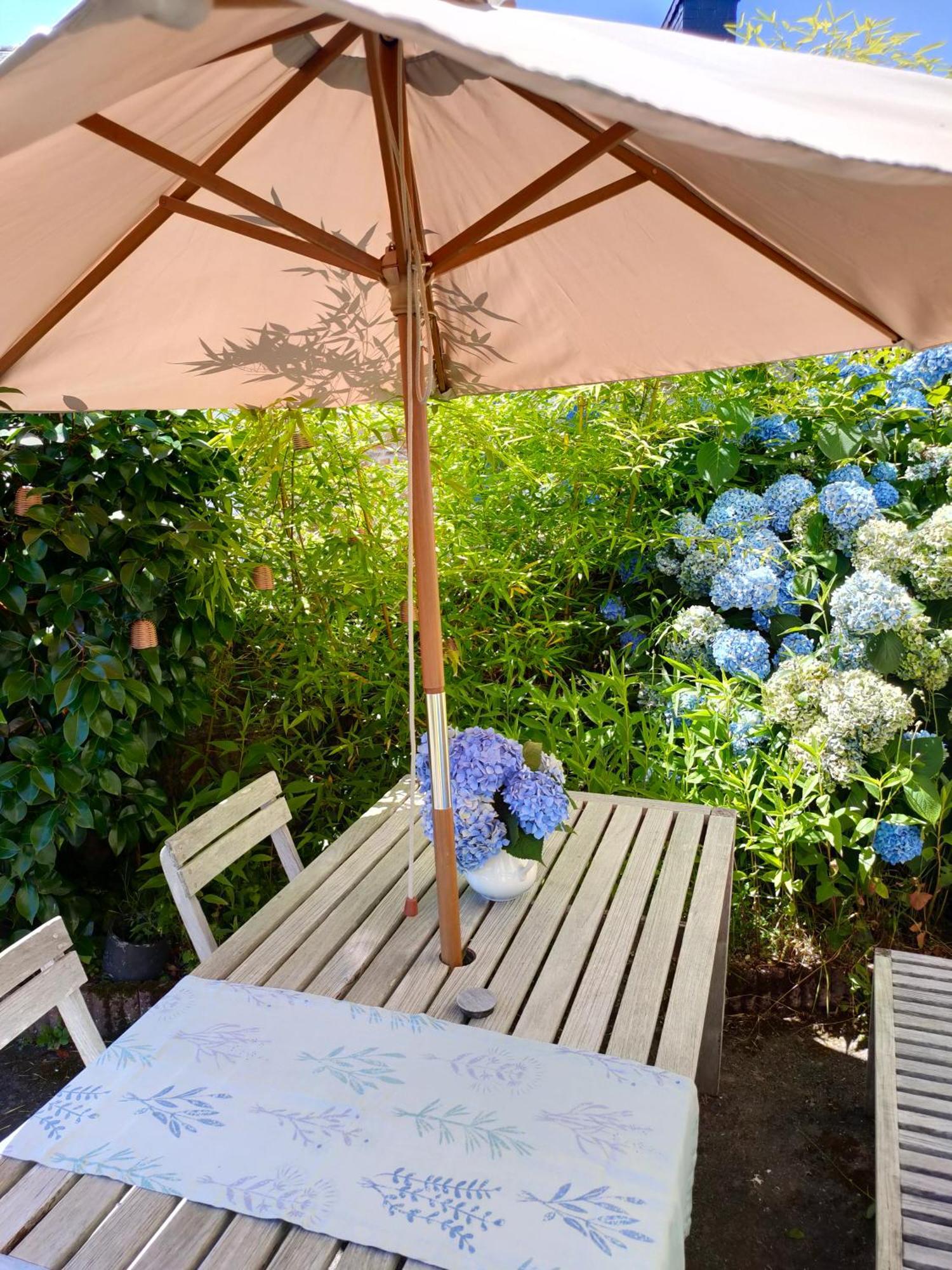 Bed and Breakfast Chez Sophie Plescop Esterno foto